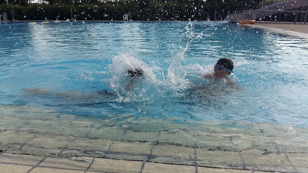 waldbad lengfurt mit jungen