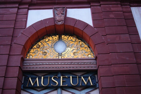 Museum für Franken - Eingangsportal