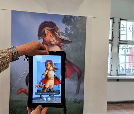 Märchenzauber in einem echten Schloss: Erlebe mehr als 30 magische Bilder in der interaktiven Märchenausstellung STERNTALER im Residenzschloss Mergentheim!